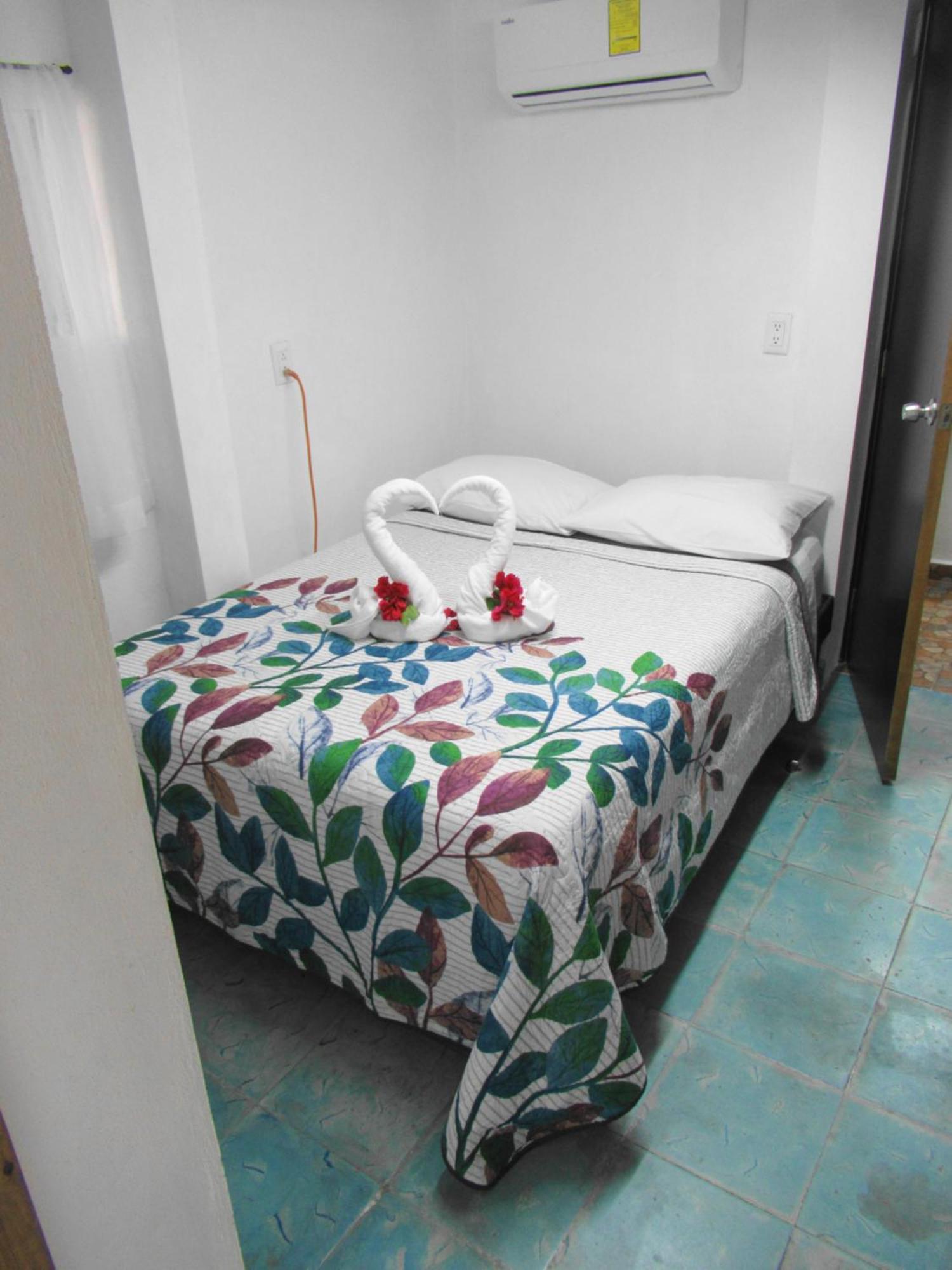 Cocos Apartment Cancun Bagian luar foto