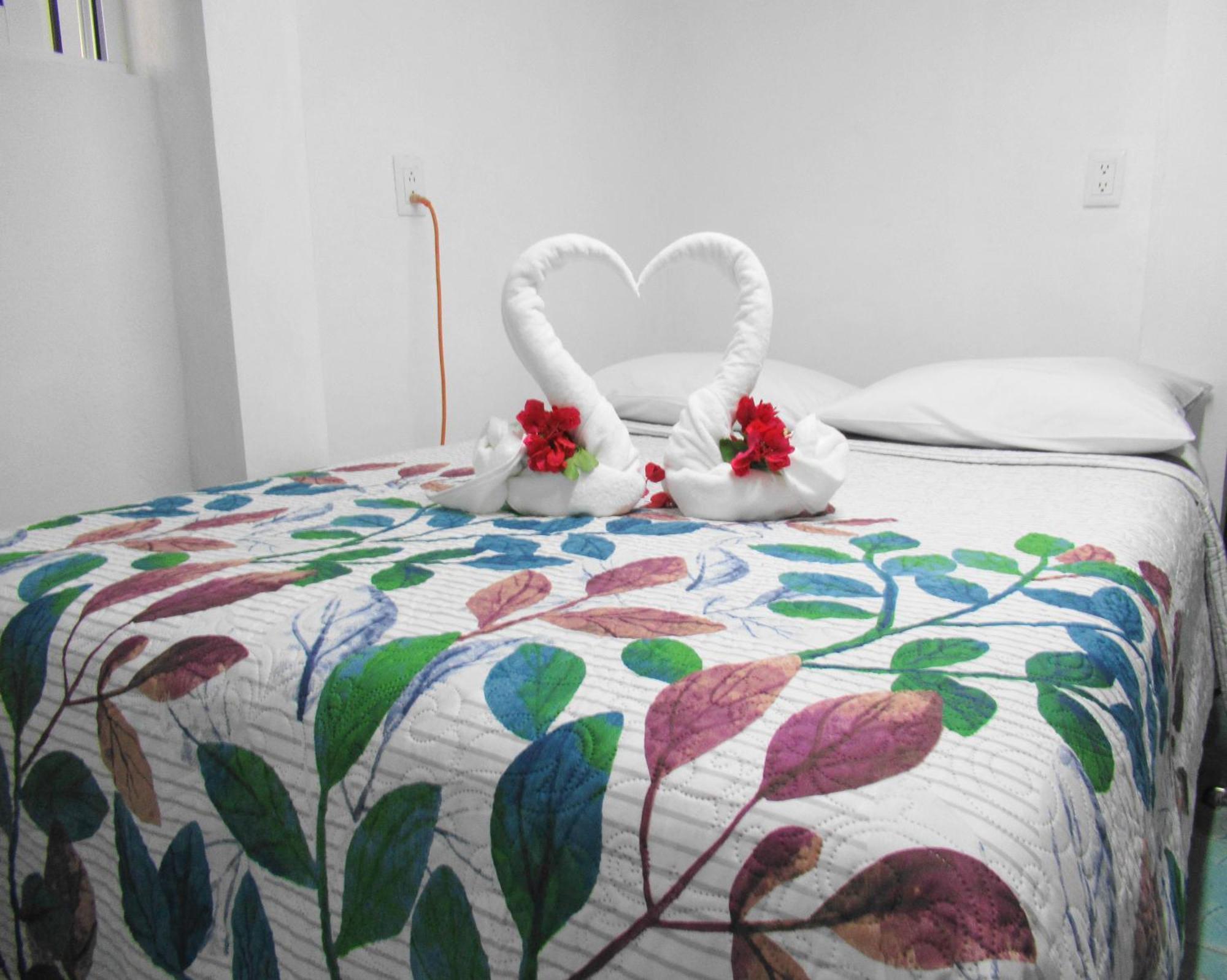 Cocos Apartment Cancun Bagian luar foto