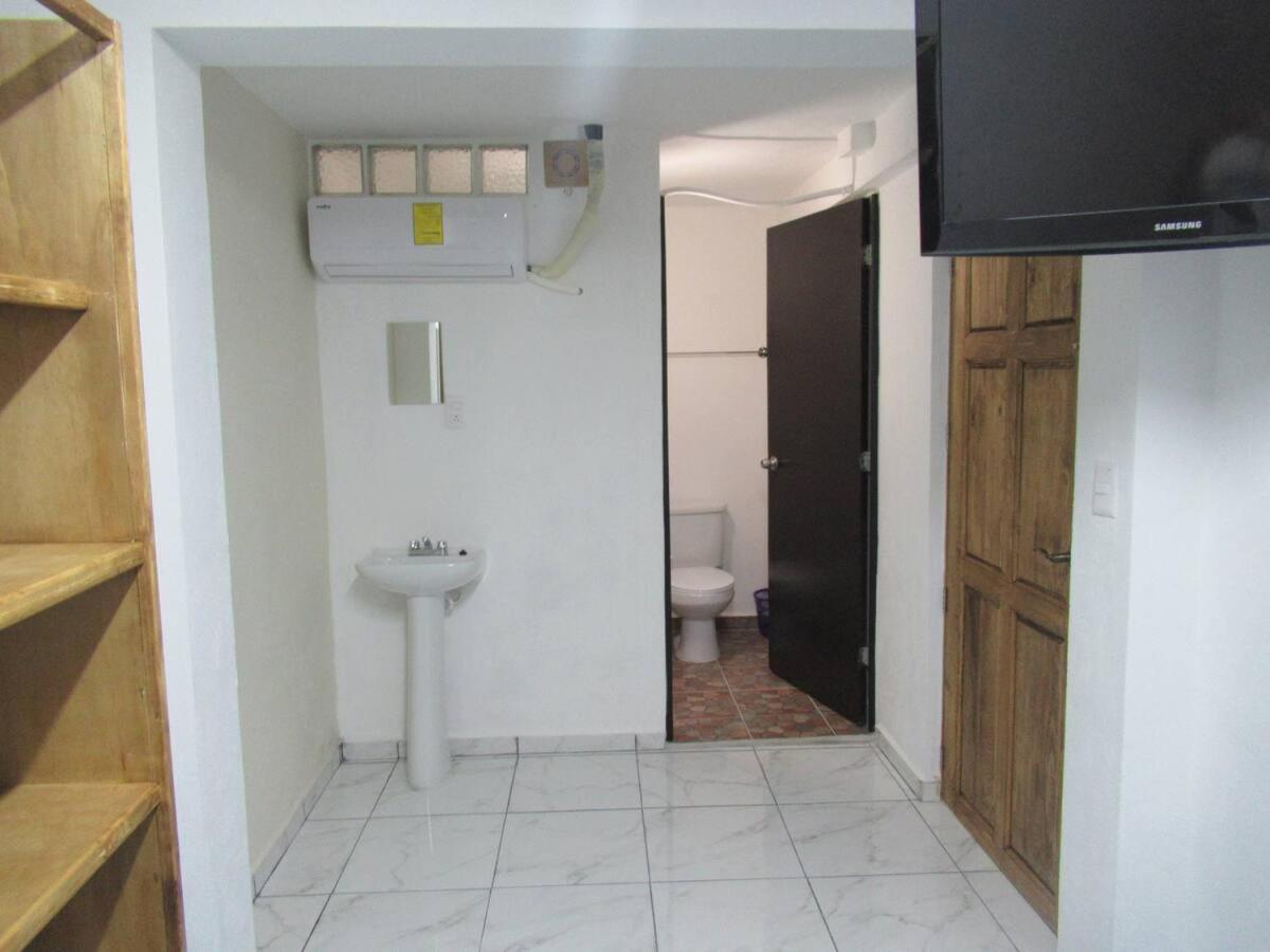 Cocos Apartment Cancun Bagian luar foto