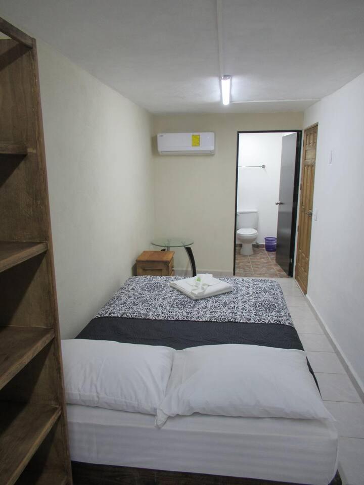 Cocos Apartment Cancun Bagian luar foto
